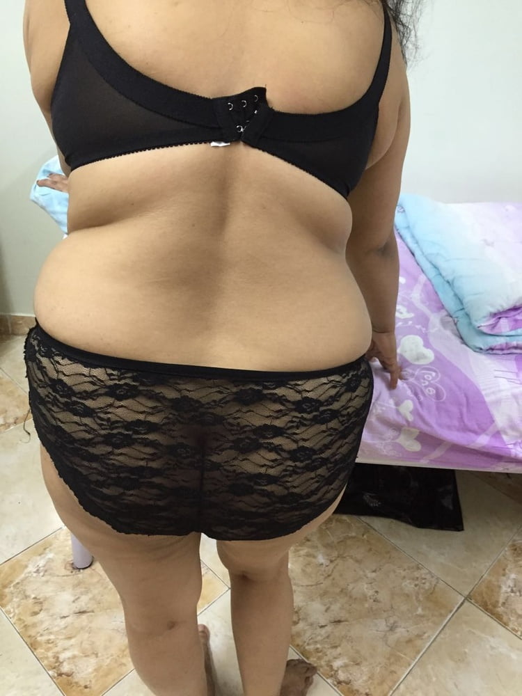 A hot chubby aunty #99969557