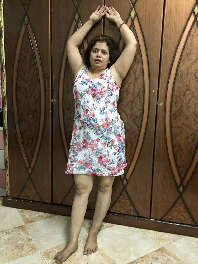 A hot chubby aunty #99969563