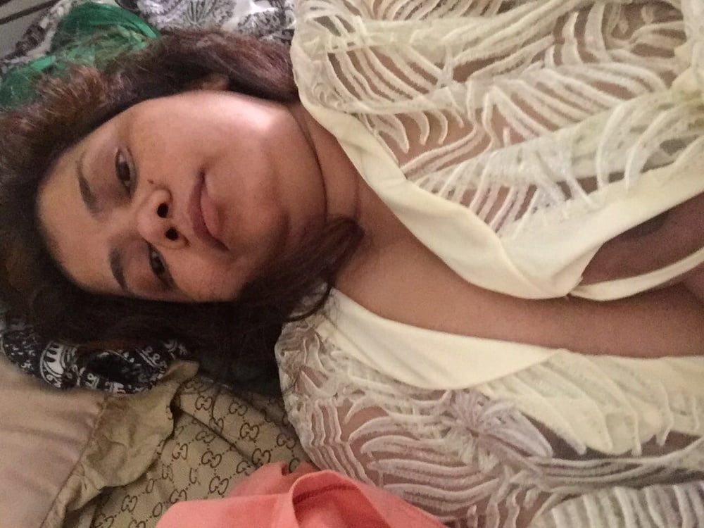 A hot chubby aunty #99969663