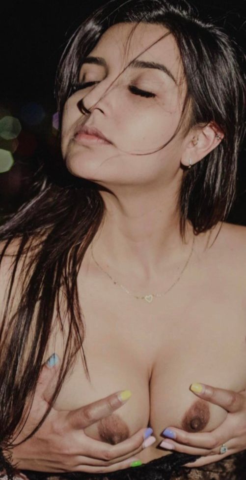 Andyytok desnuda #108093659