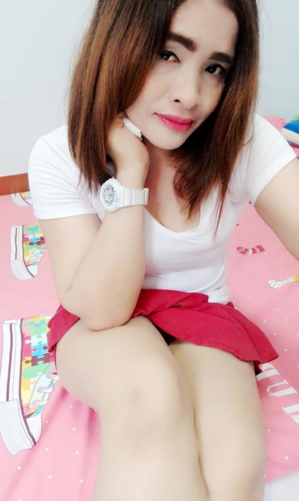 Janda muda tetek besar #94528308