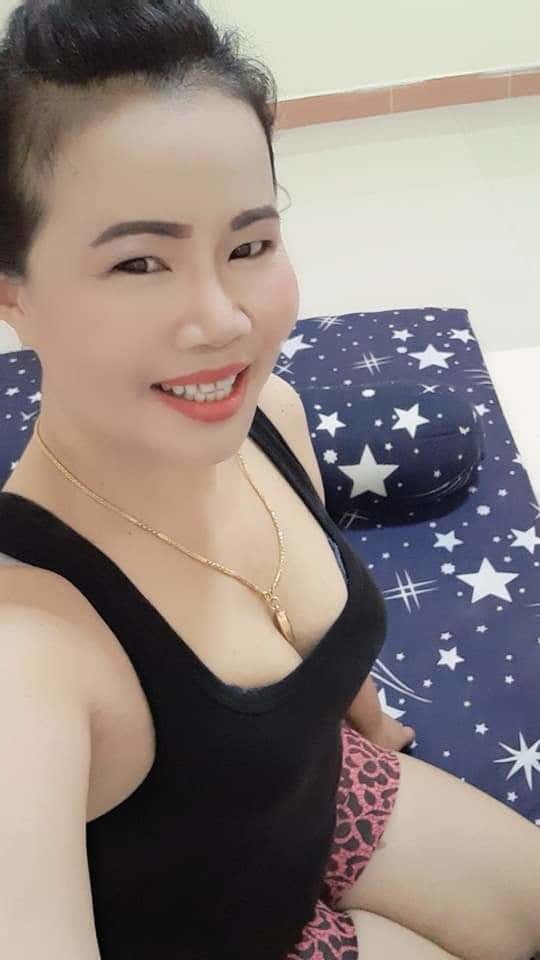 Janda muda tetek besar #94528309