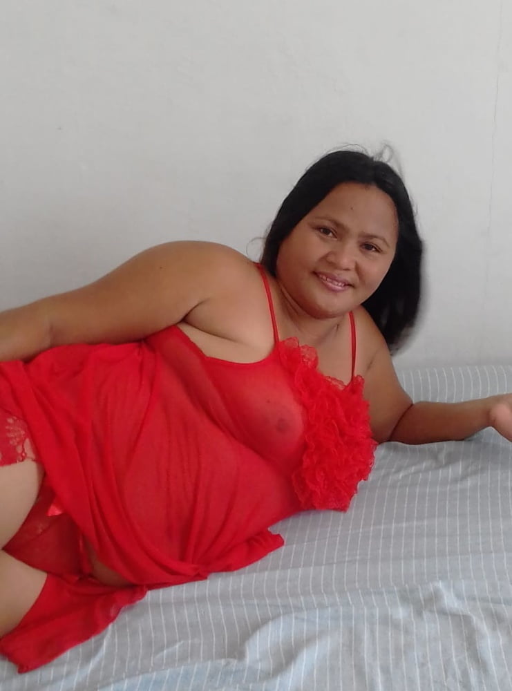 レベッカ・センセ、39歳、フィリピンの露出狂売春婦
 #89181643