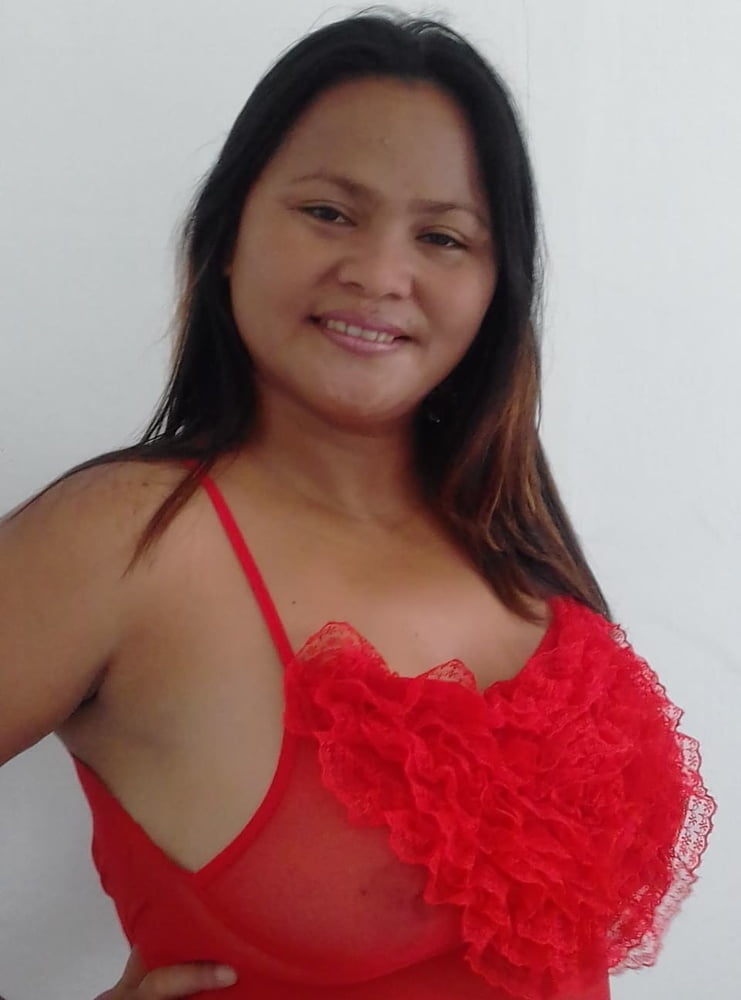 レベッカ・センセ、39歳、フィリピンの露出狂売春婦
 #89181723