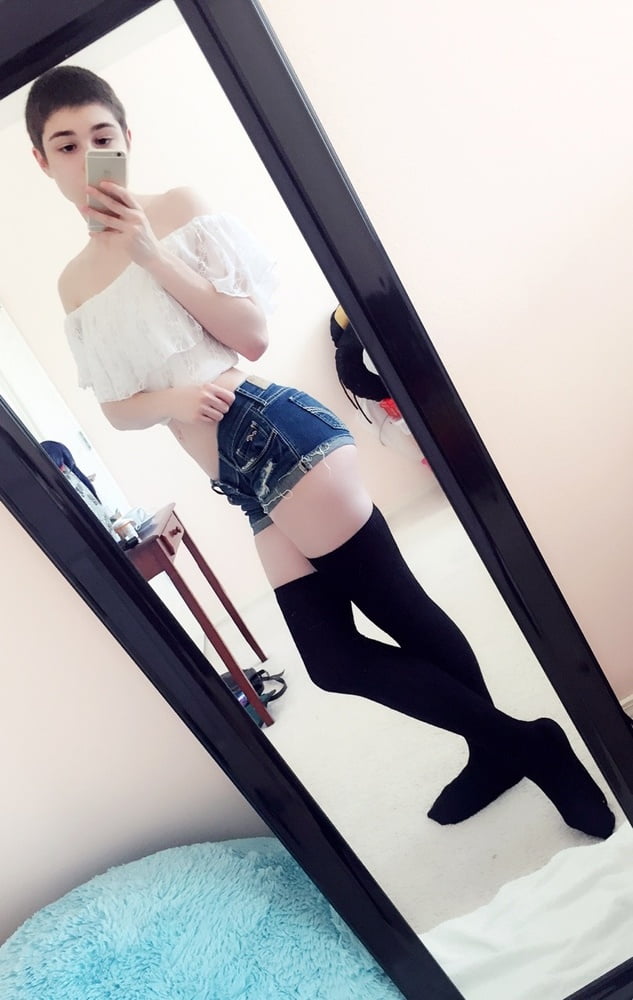 mature 740 #98581932