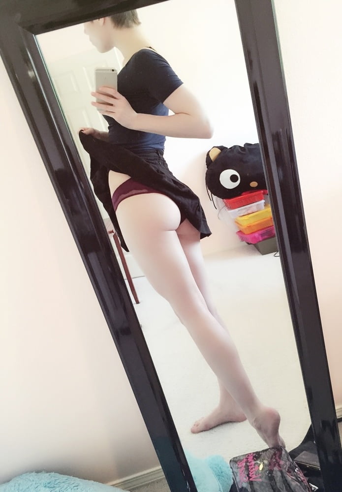 mature 740 #98581938