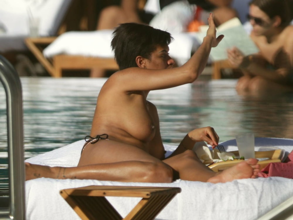 Georgette Etoo topless Miami Beach aug 2019 #97365659