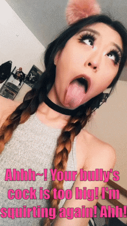 Dumb bimbos 4
 #94400361