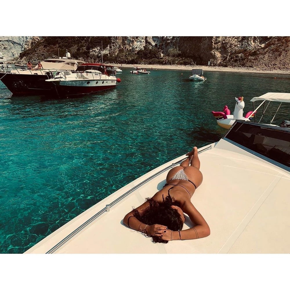 Federica gambe fantastiche troia italiana da instagram
 #101966839