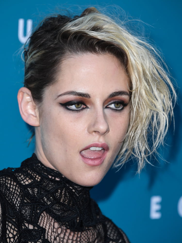 Kristen stewart è la mia regina delle ossessioni
 #90499623