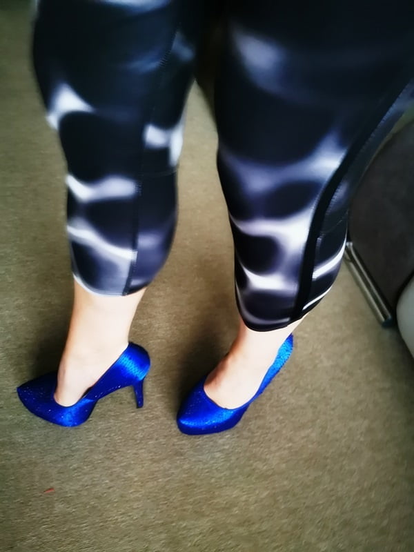 Sexy Poses In Heels #107142594