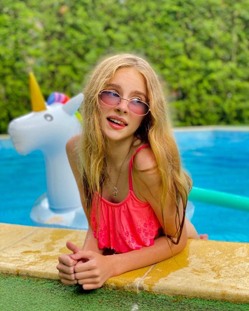 Cuzzie&#039;s #87816716