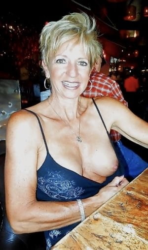 Meine 2. Liebe weiße gilfs reift und milfs
 #94323432