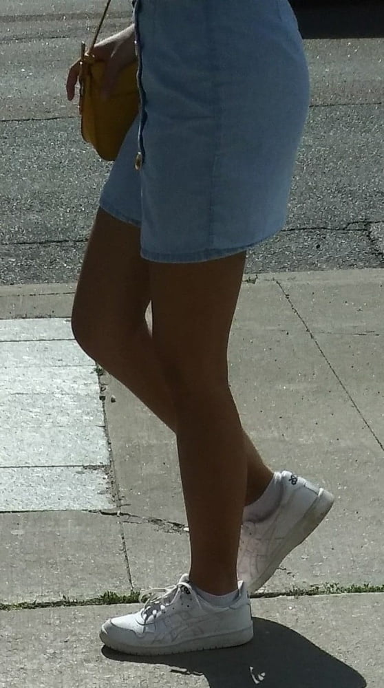 Candid legs and feet.... #87655820