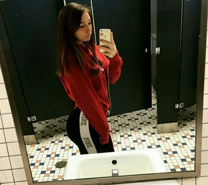 Veronica Wilson desnuda #108668132