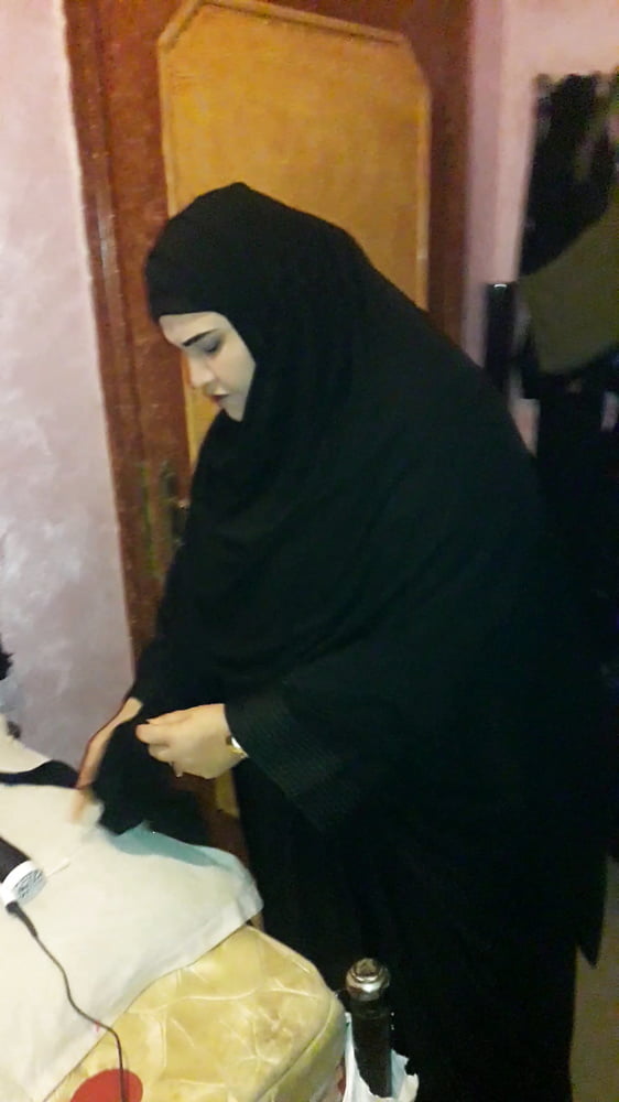Bbw hoda egiziano maturo hijab puttana grande culo enorme
 #81792322