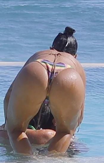 BIKINI BABE #81227780