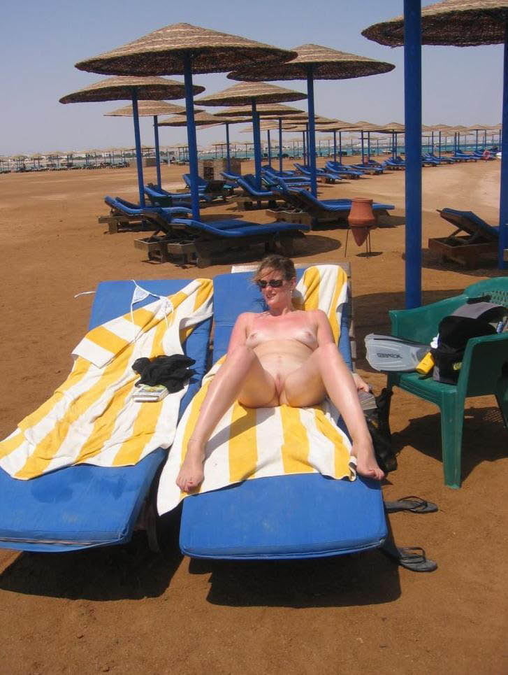 Naked Milf on Holiday in Egypt Hurghada #103568415