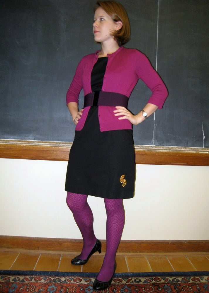 パンティをかぶった先生
 #97633377