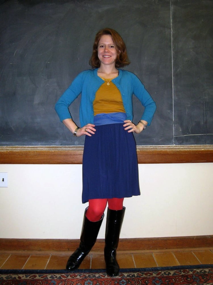 パンティをかぶった先生
 #97633402