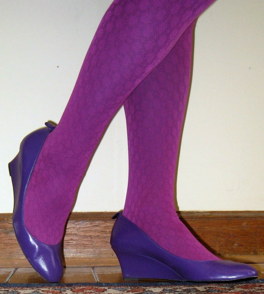 パンティをかぶった先生
 #97633403