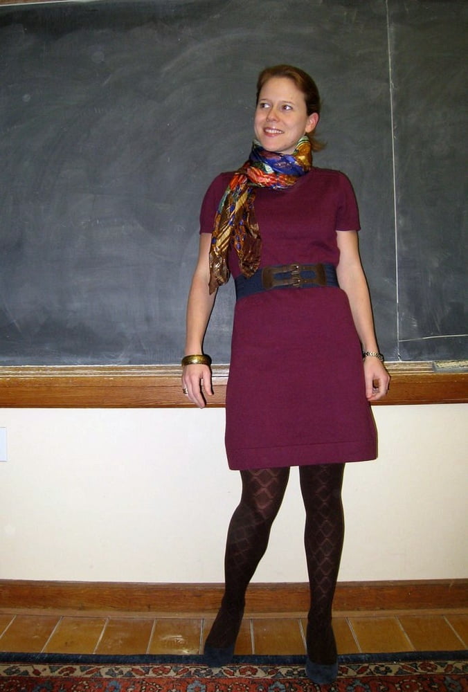 パンティをかぶった先生
 #97633404