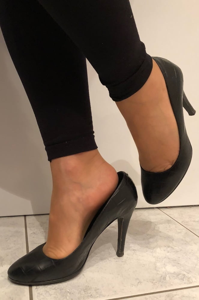 Pieds sexy en nylon et talons
 #80581703