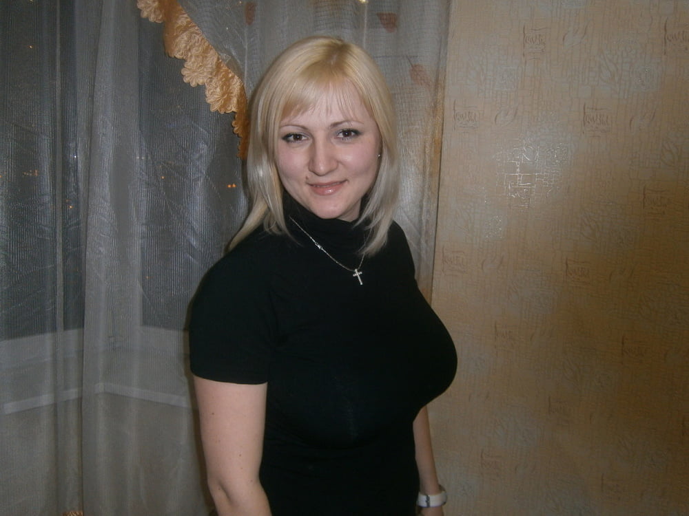 Busty Russian Woman 3629 #104252170
