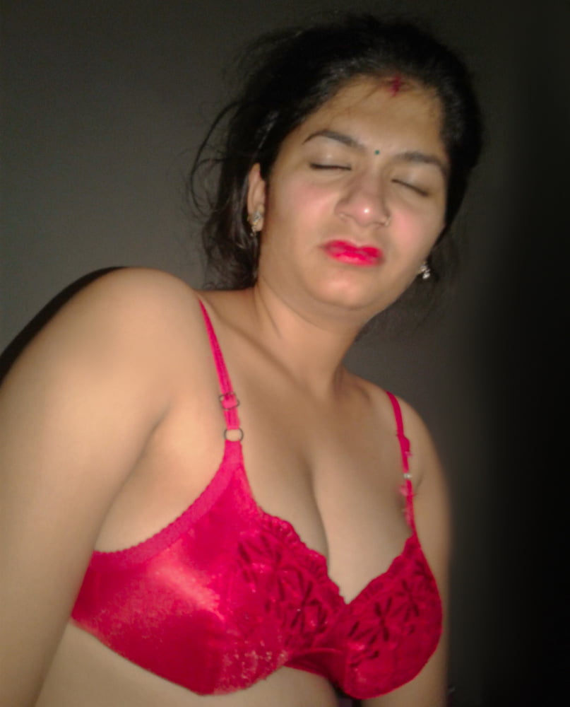 Rajni ladhuka bhabhi big boobs #87791612