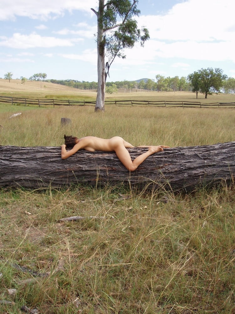 Disfrutando al aire libre 268
 #96032804