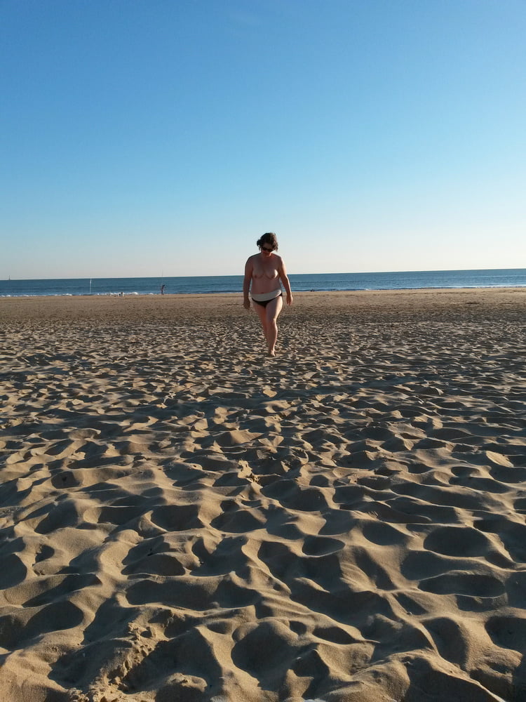 Disfrutando al aire libre 268
 #96032891