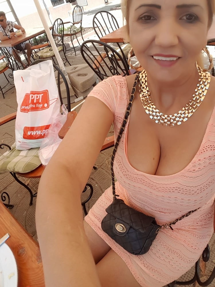 Rou rumena zingara milfs 69 la mamma zingara più calda mai
 #92576782