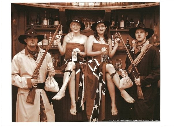 彼女は最高に気持ちいいマンコを持っていた
 #106592726