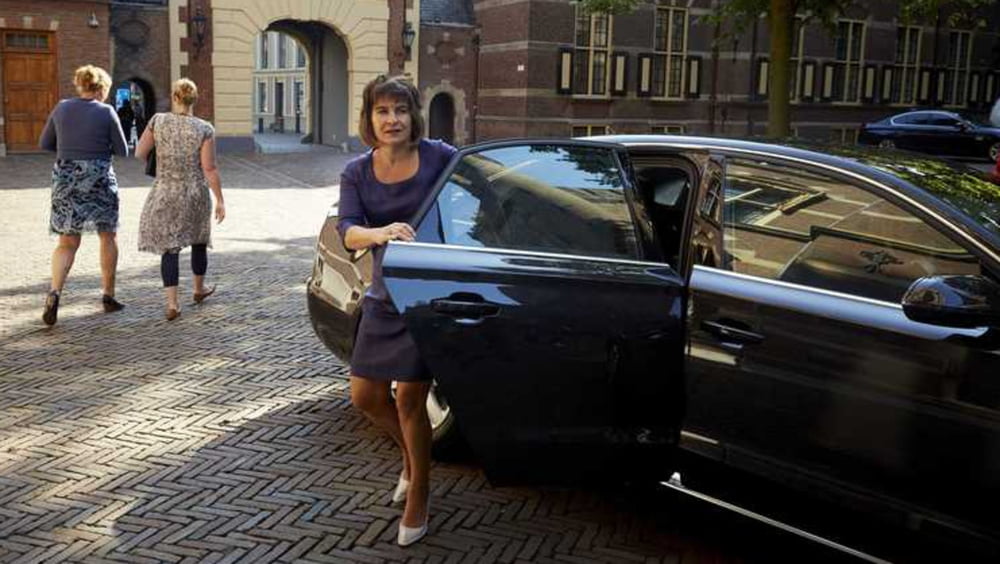 オランダの政治家、リリアンヌ・プルメン
 #89111063