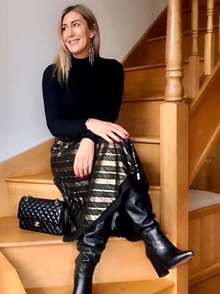 Insta milfs & gilfs usando botas no.16
 #102144127