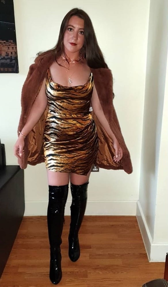 Insta milfs & gilfs usando botas no.16
 #102144133