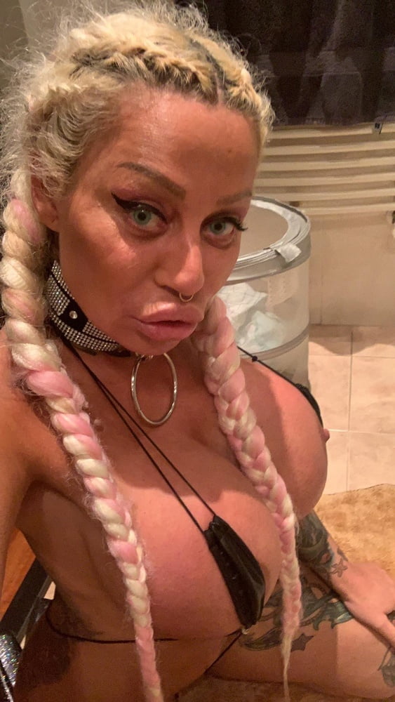 Sexy Twitter Schlampen 19
 #101976132