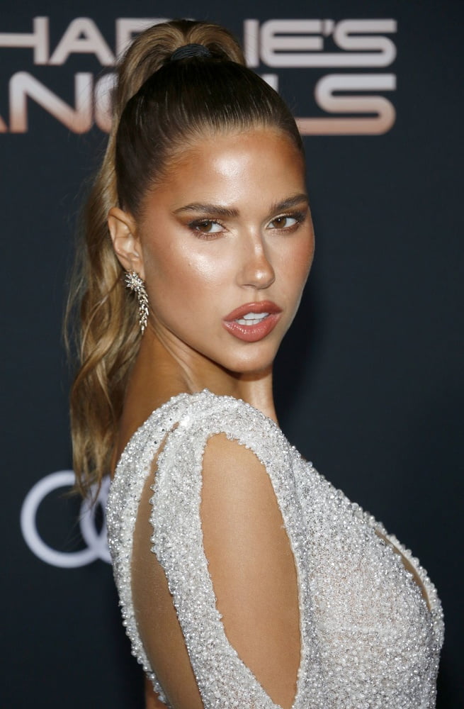 Masturbazione per kara del toro
 #90003805