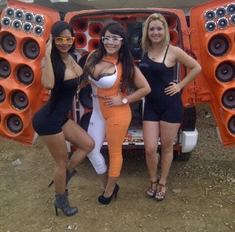 Mix de Venezolanas Puticas Ricas #80585634
