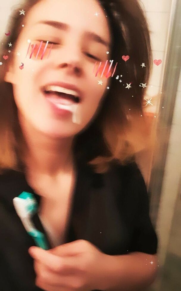 Italkwho desnuda #108344780