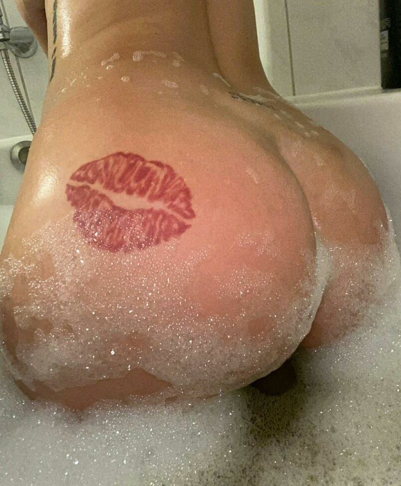 Juliet Lima desnuda #109666126