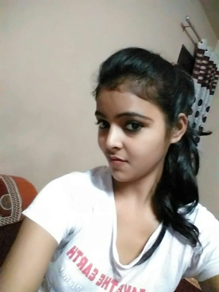 Unknown Desi Girl 0003 - Private Leaked Pics #106533451