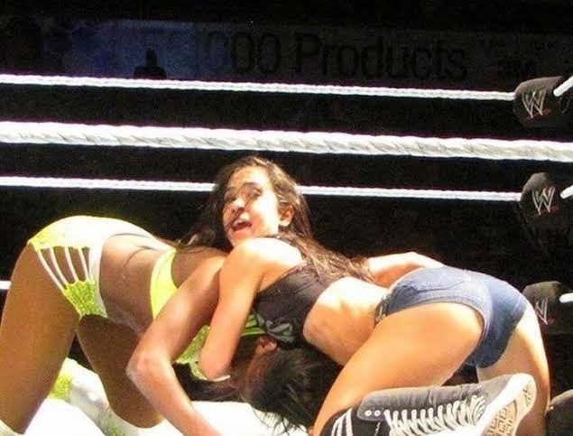 Aj lee sexy strega calda #104176956