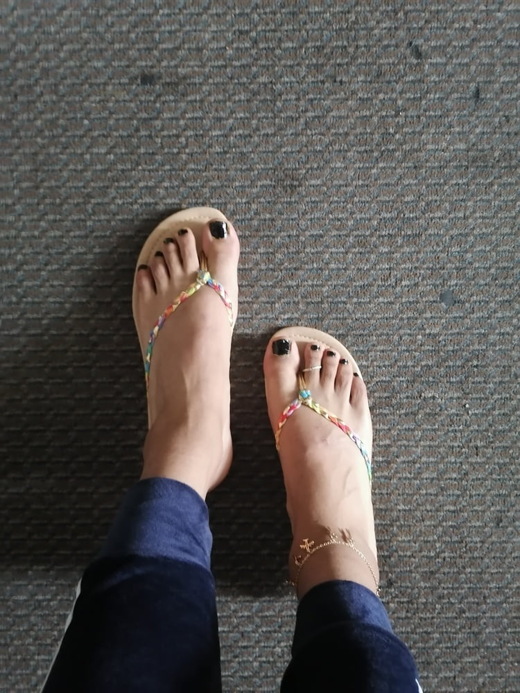 Meine sexy Füße in Flip Flops 2
 #103774230