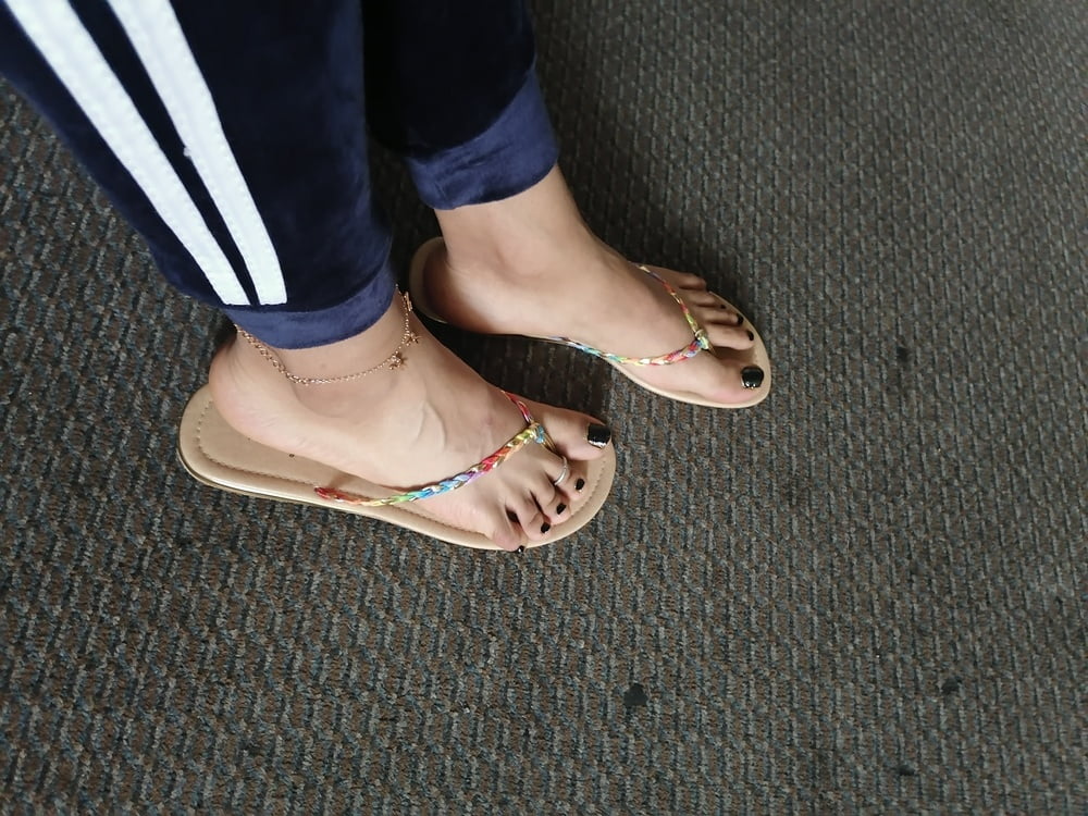 Meine sexy Füße in Flip Flops 2
 #103774233
