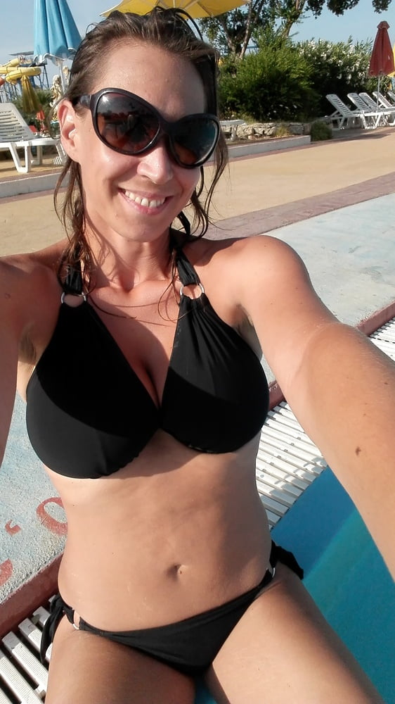 Hacked pc de grecia (la milf más caliente de grecia)
 #95863370