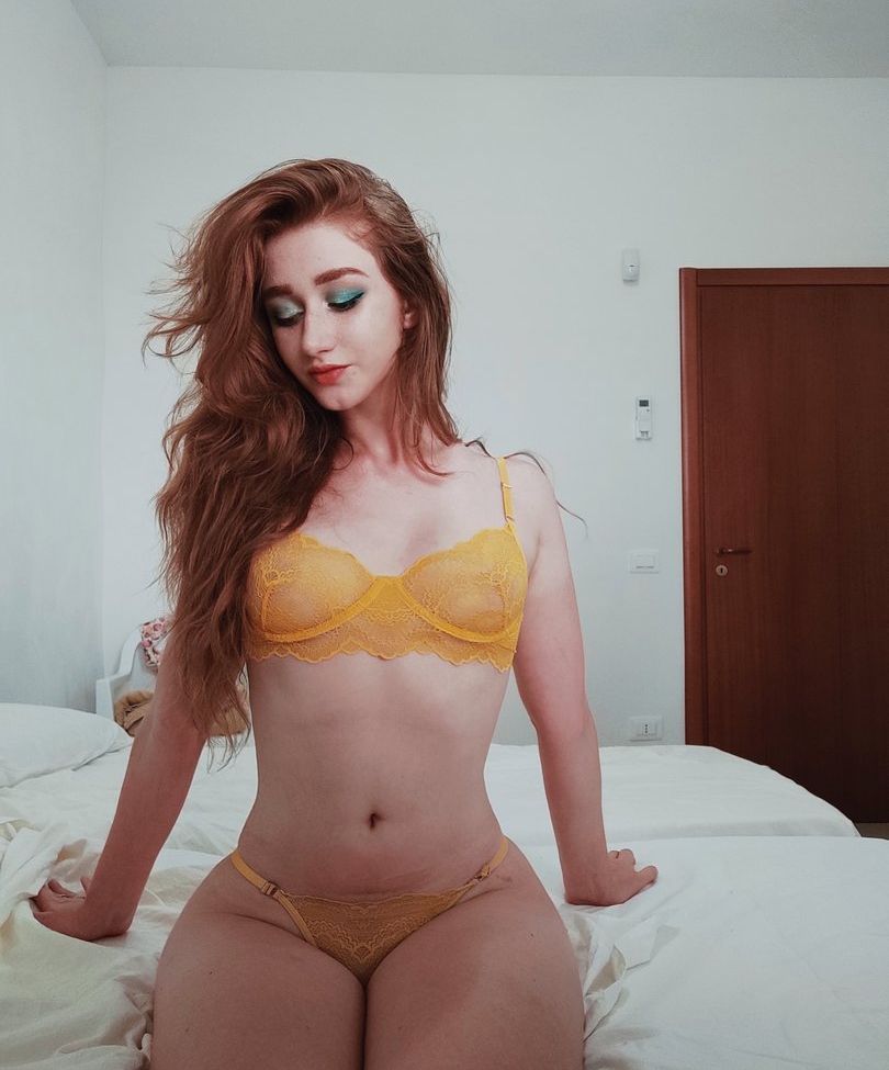 Perfectred22k nackt #108275242