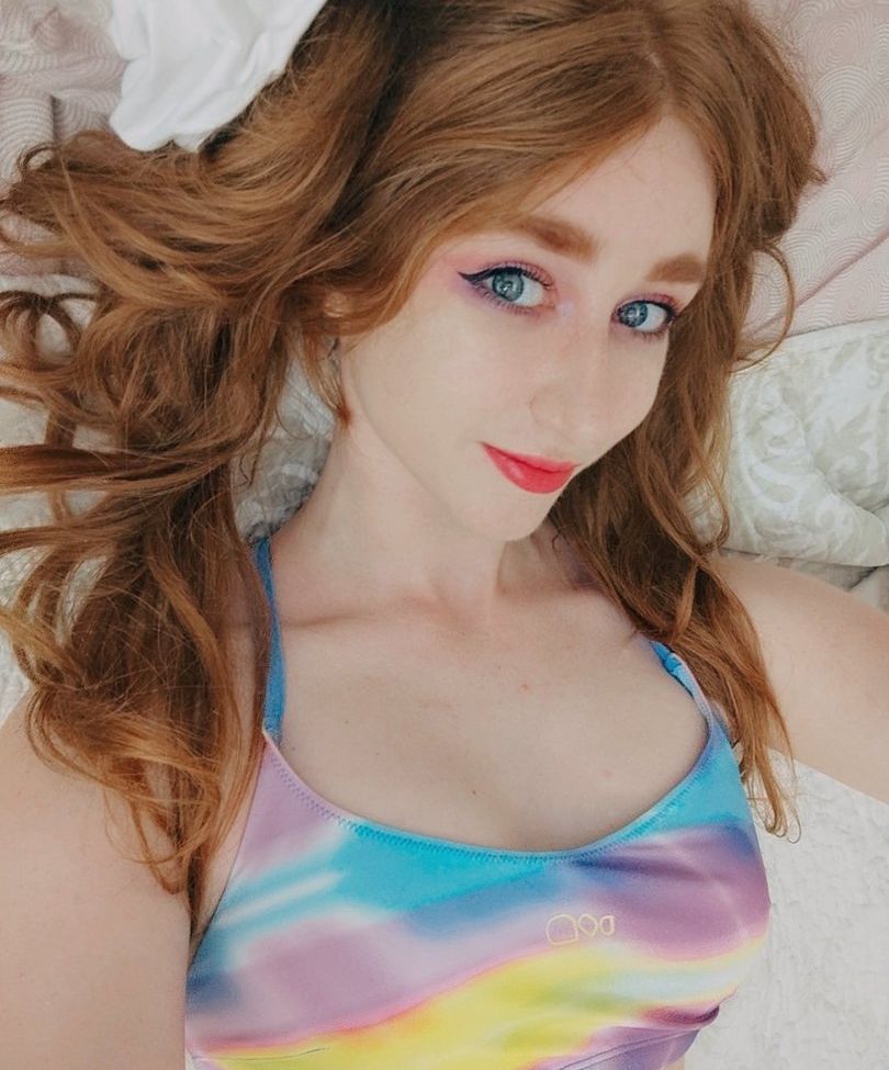 Perfectred22k nackt #108275257