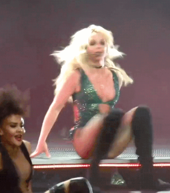 Britney spears
 #106157903