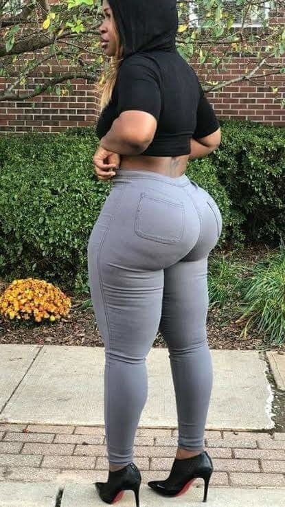 Good lawd she's thick 01
 #81071404
